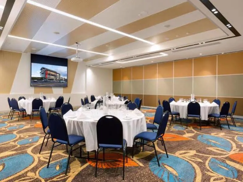 Calamvale Hotel Suites And Conference Centre Brisbane