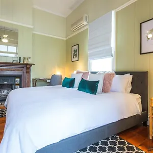 Bed & Breakfast 99 Kirkland Bed & Breakfast, Brisbane